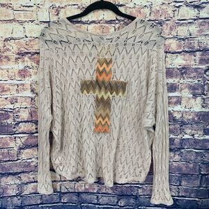 Women's Top By Southern Fashion House Size Small